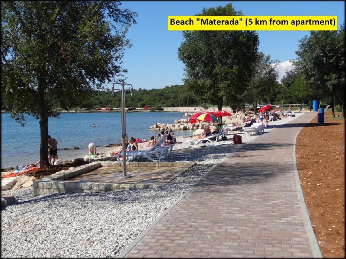 Apartment A4 Ines Near Beach 波雷奇 外观 照片